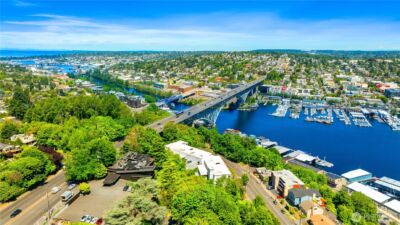 2565 Dexter Avenue N #103, Seattle, WA 98109 - Photo 31