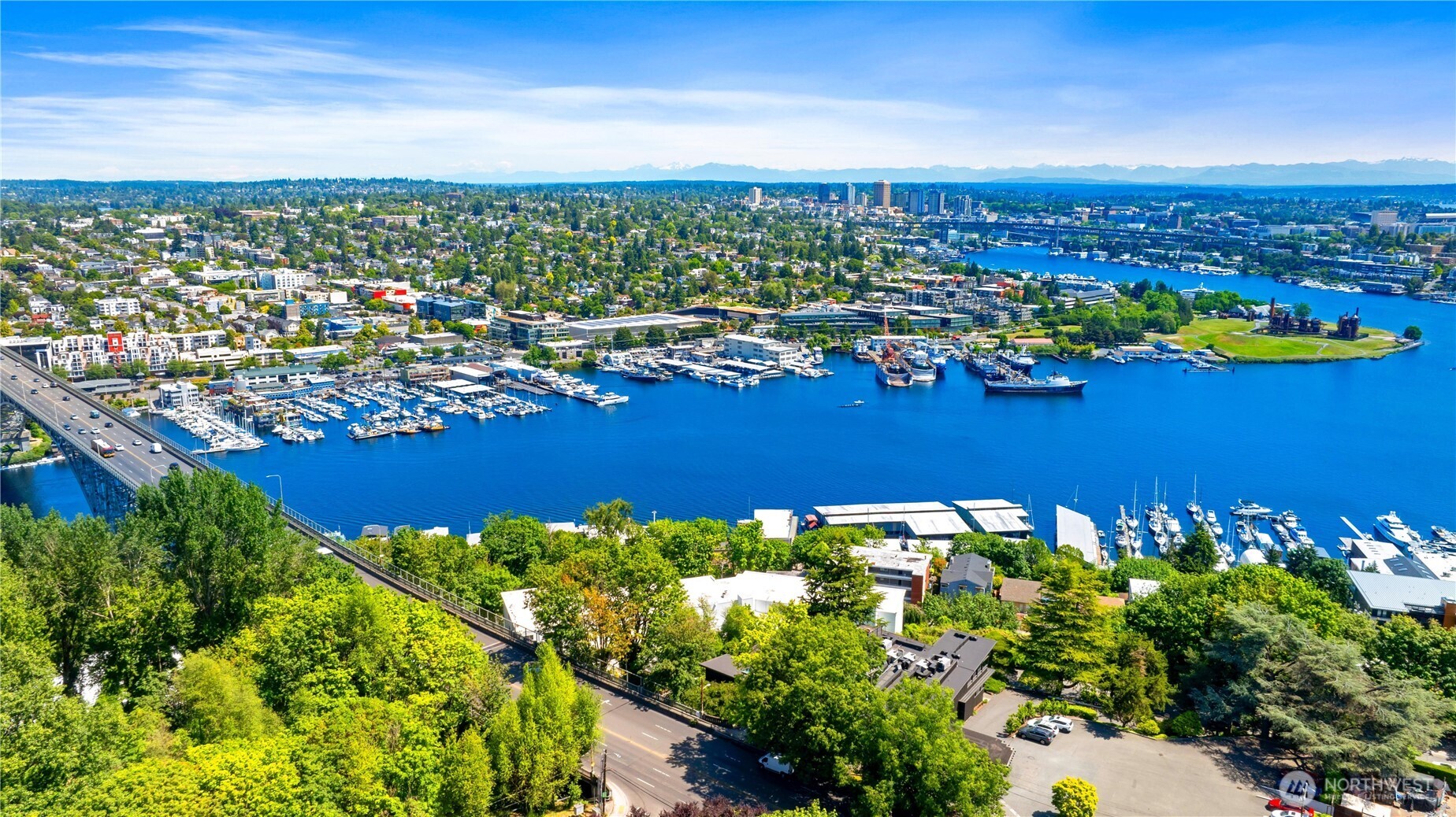 2565 Dexter Avenue N #103, Seattle, WA 98109