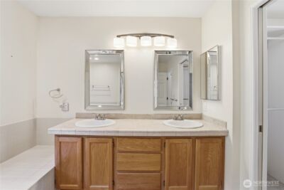 4642 SE Parsons Green Court , Port Orchard, WA 98367 - Photo 15