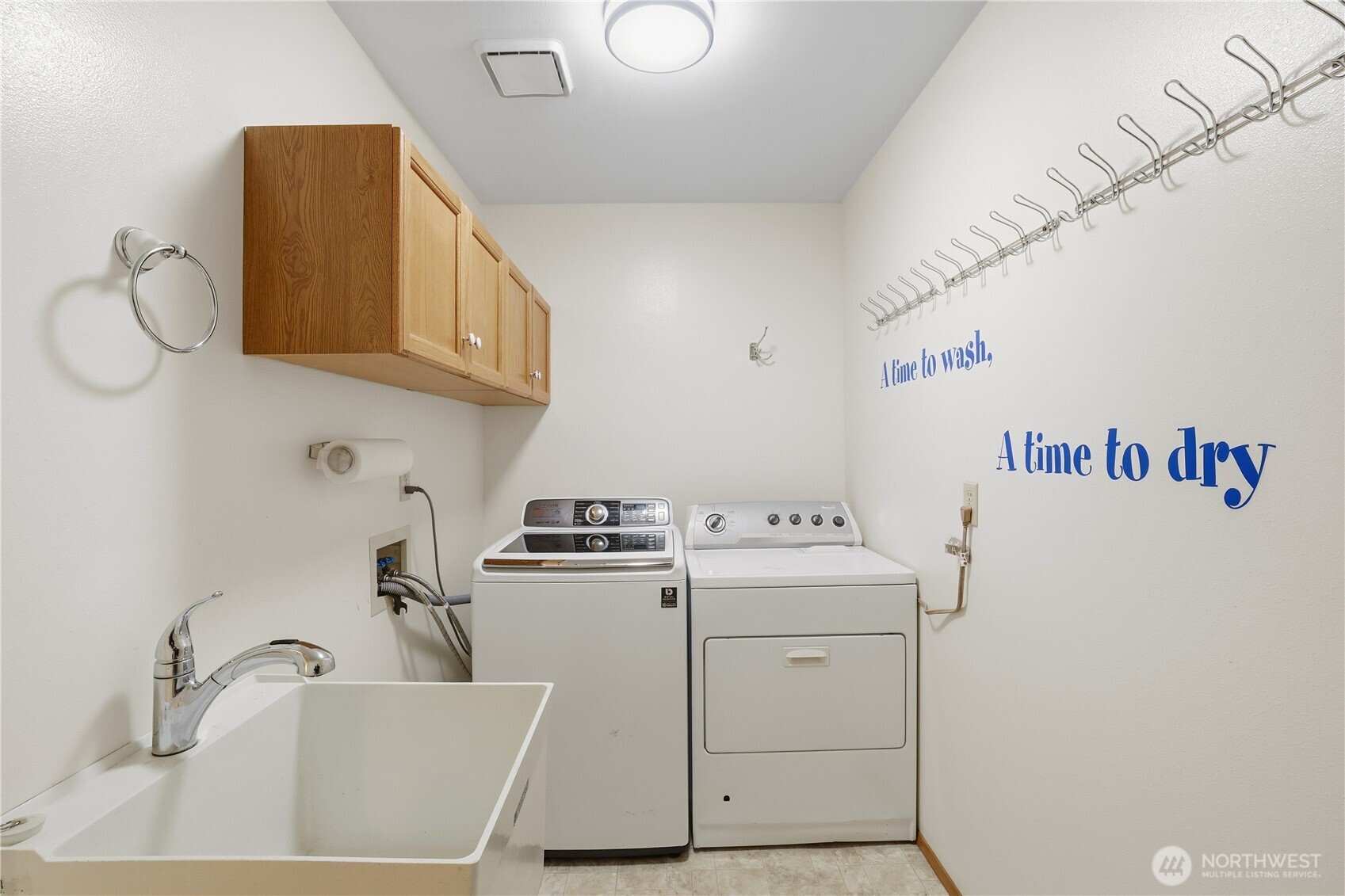 4642 SE Parsons Green Court , Port Orchard, WA 98367