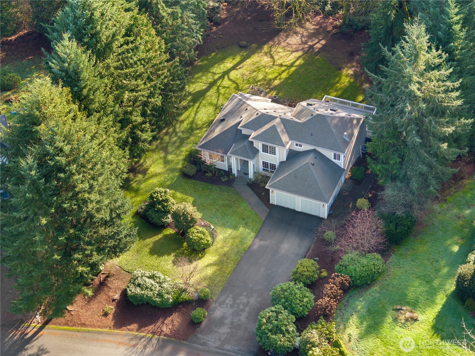 4642 SE Parsons Green Court , Port Orchard, WA 98367