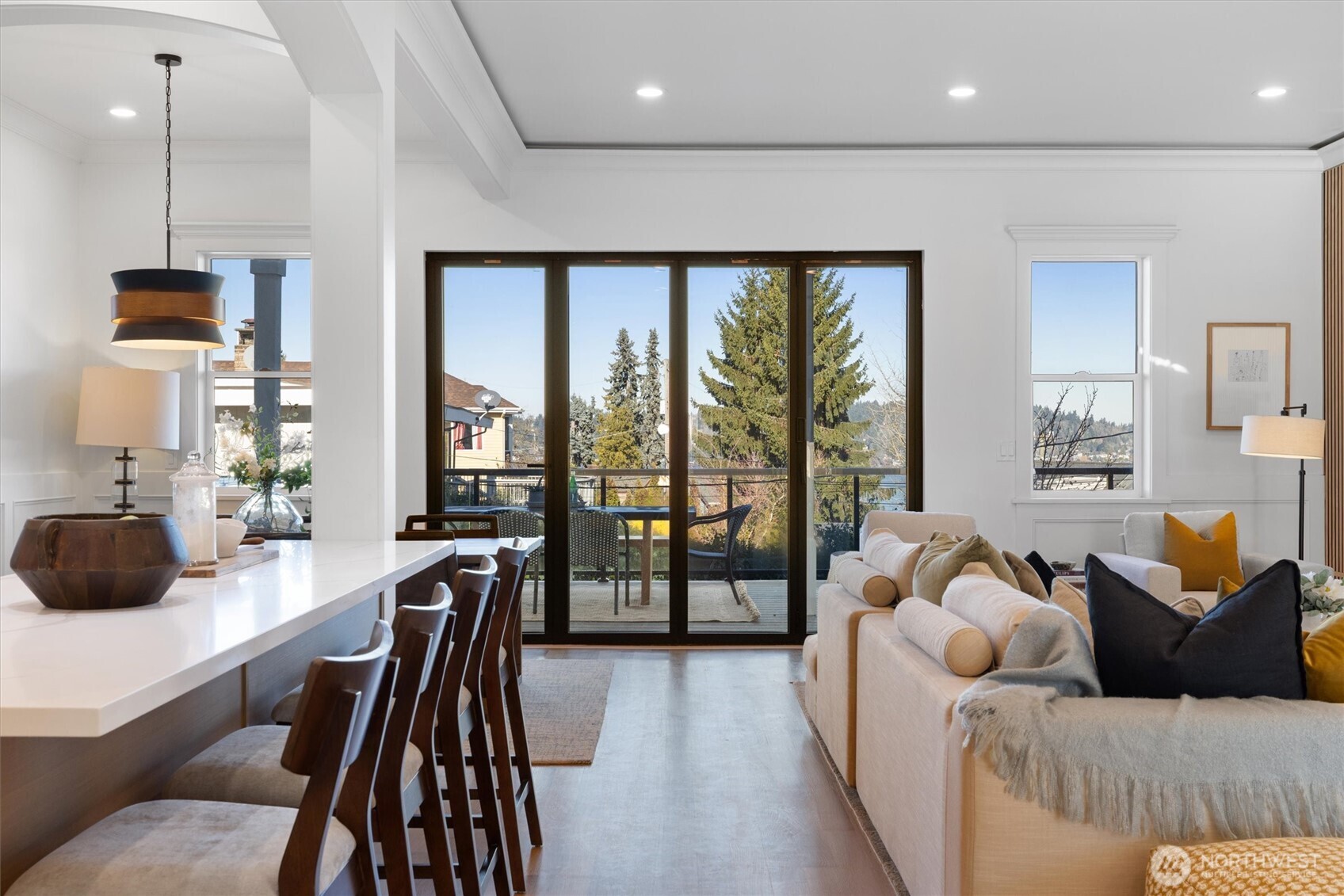 7908 S Lakeridge Drive , Seattle, WA 98178