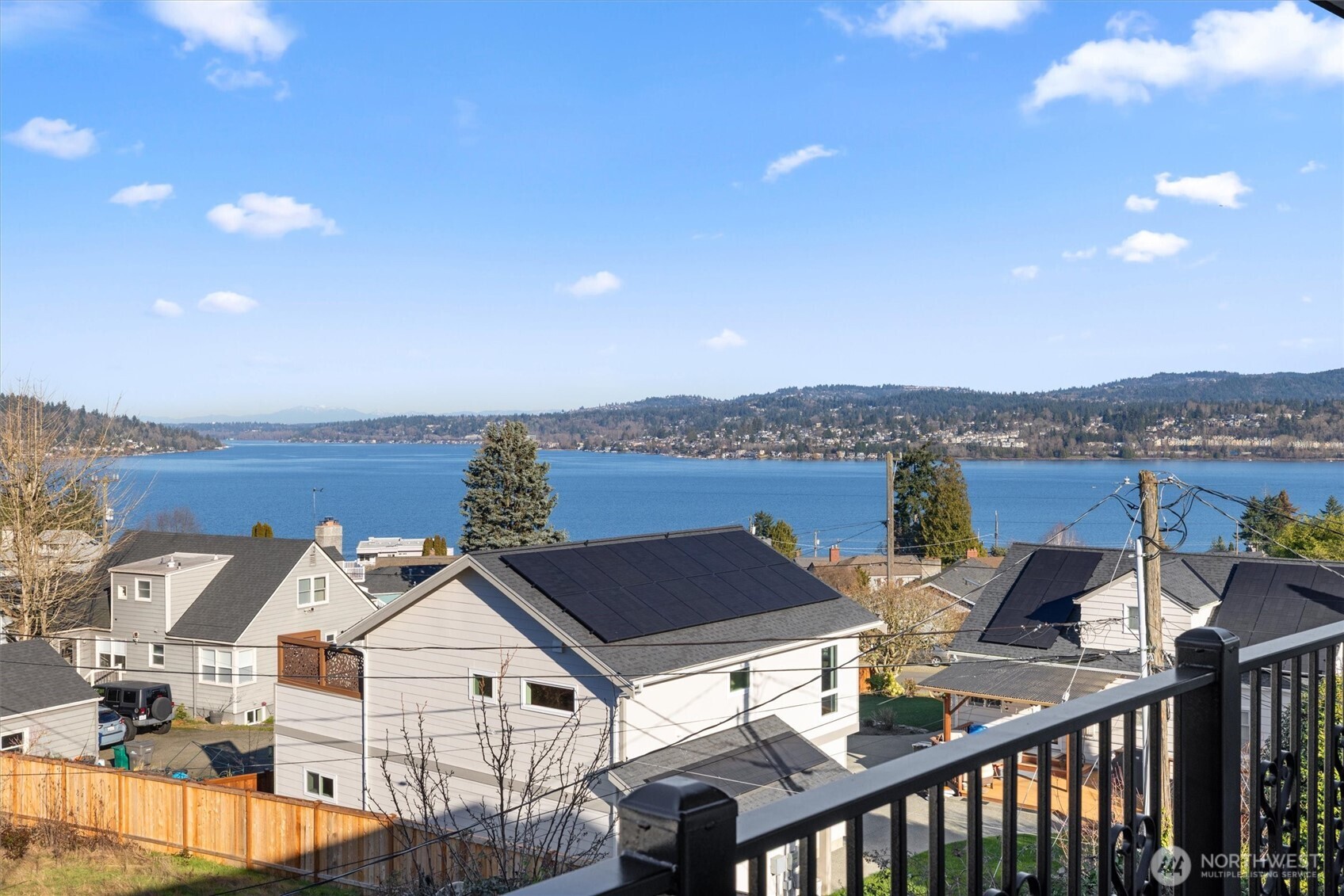 7908 S Lakeridge Drive , Seattle, WA 98178