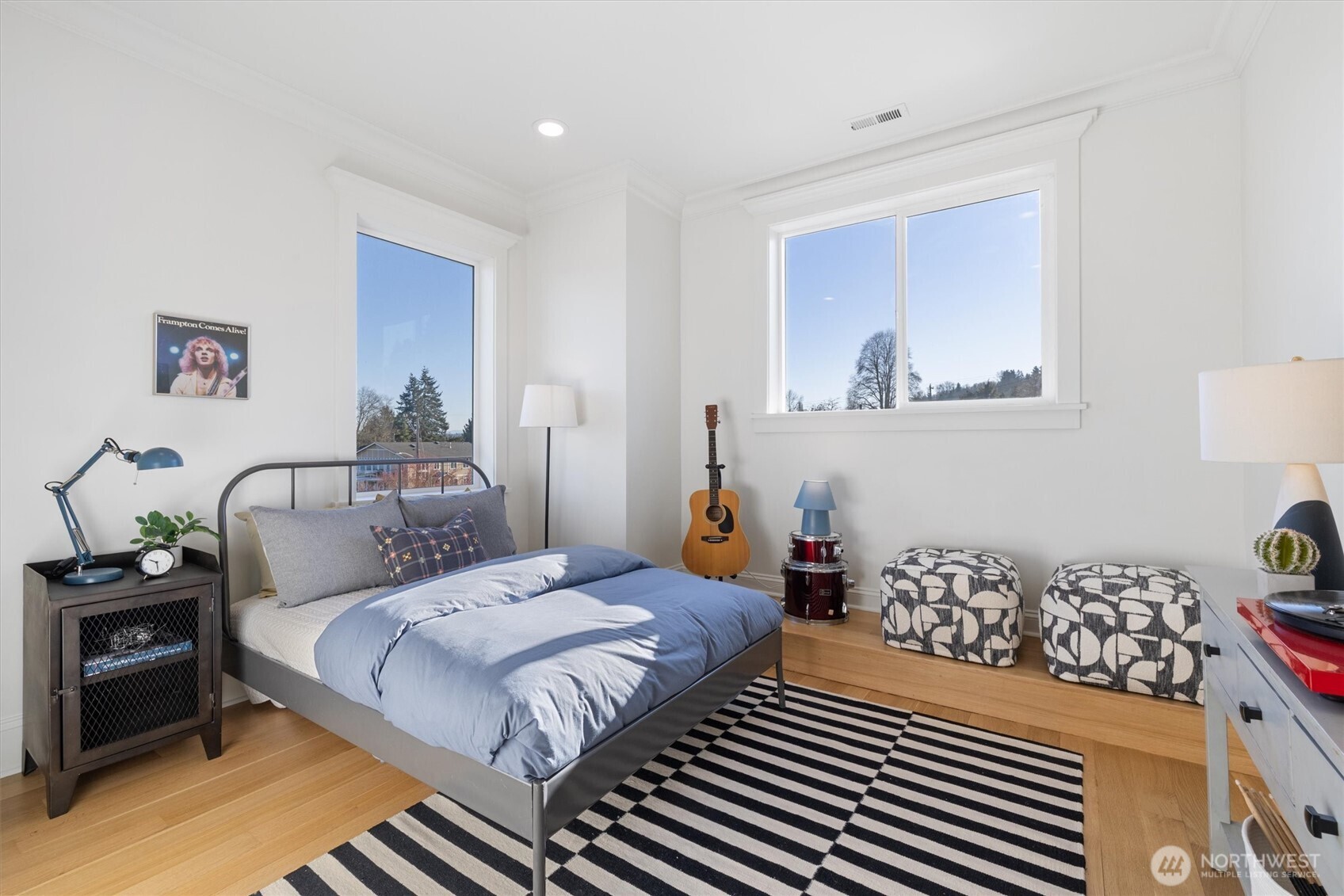 7908 S Lakeridge Drive , Seattle, WA 98178