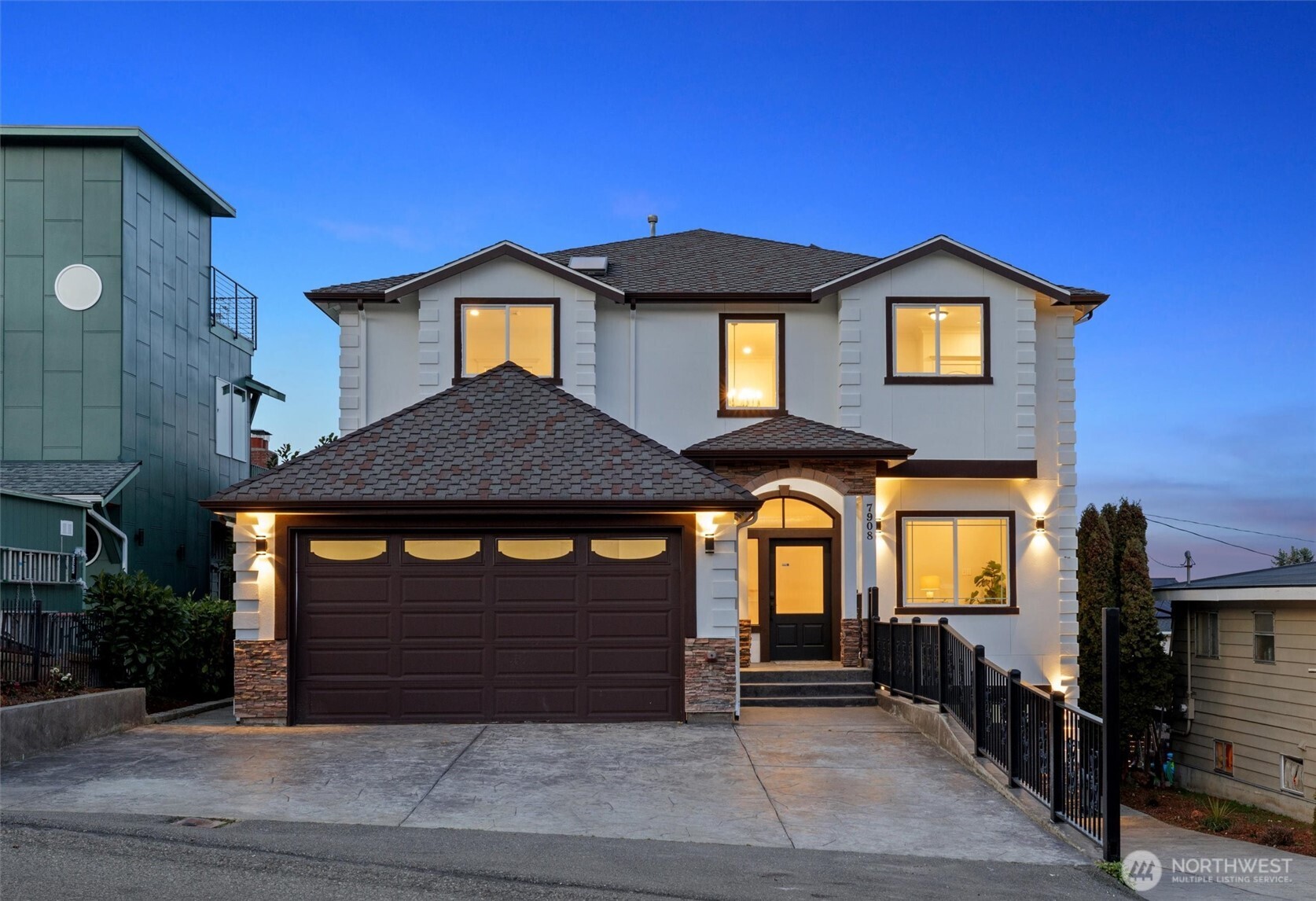 7908 S Lakeridge Drive , Seattle, WA 98178