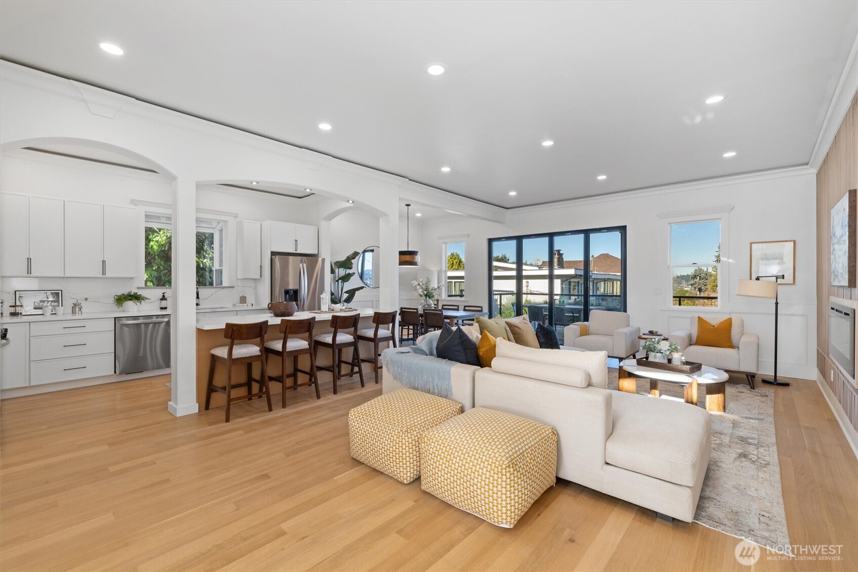 7908 S Lakeridge Drive , Seattle, WA 98178