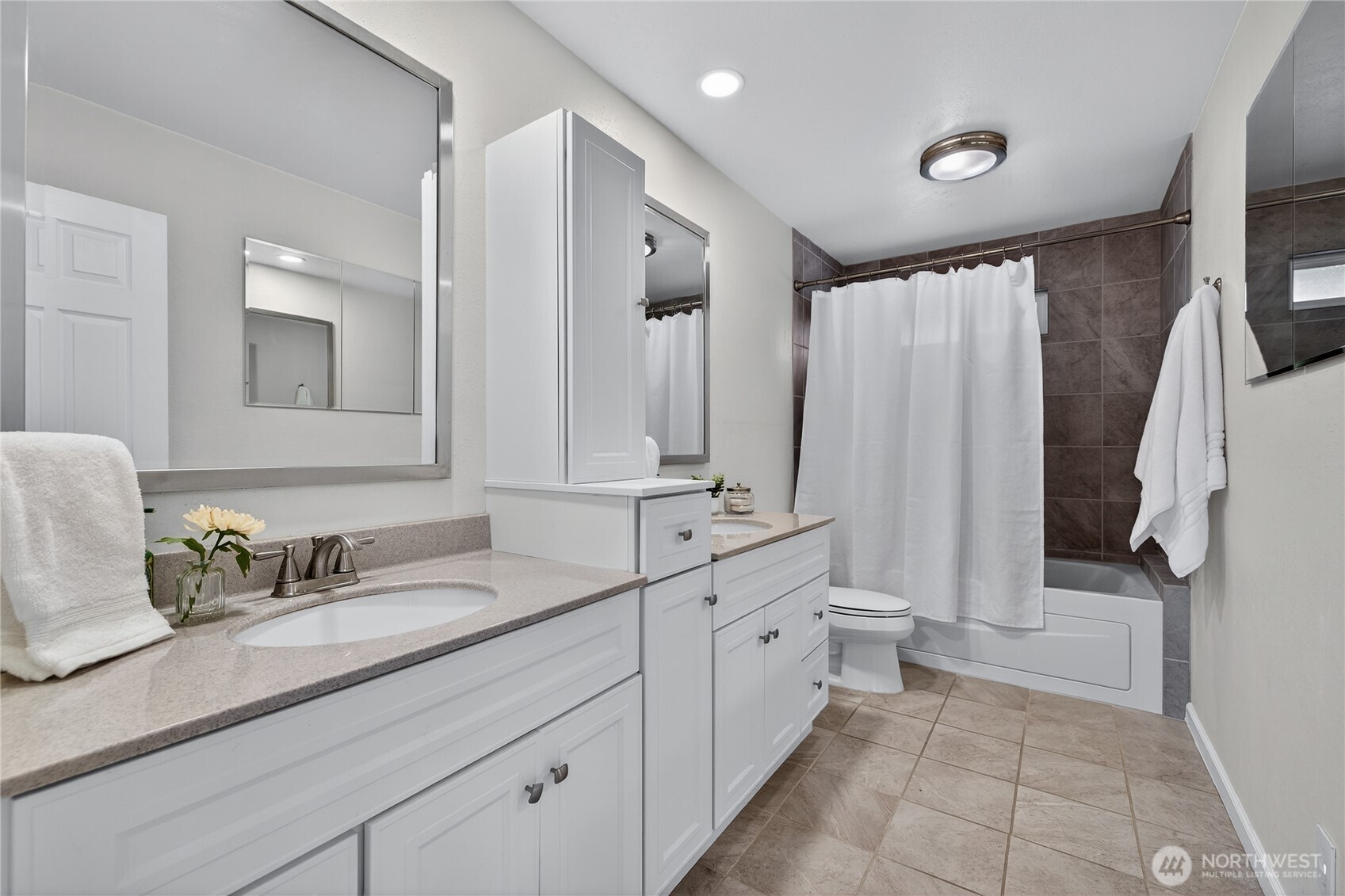 1425 Bel Air Drive , East Wenatchee, WA 98802