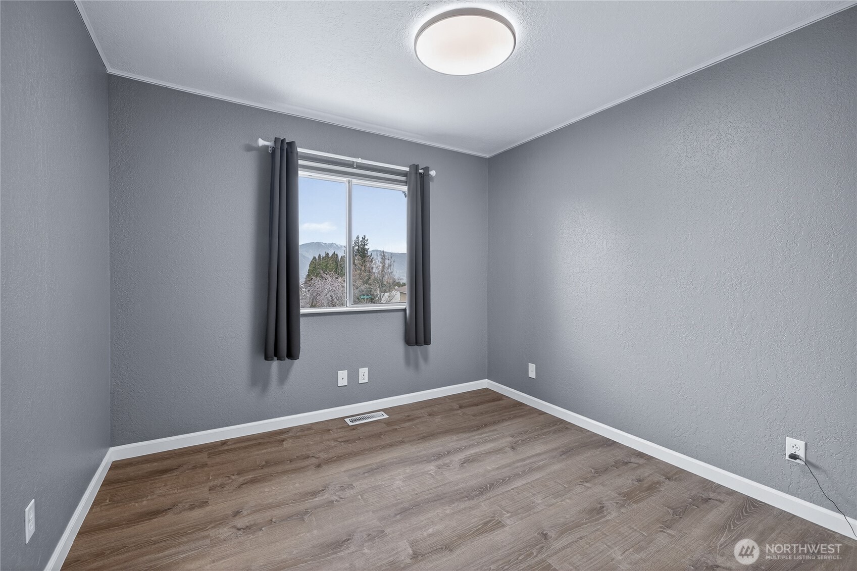 1425 Bel Air Drive , East Wenatchee, WA 98802