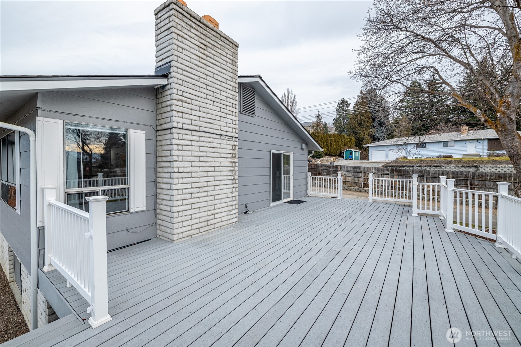 1425 Bel Air Drive , East Wenatchee, WA 98802