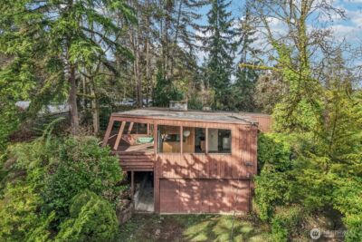 7832 NE 32nd Street , Medina, WA 98039 - Photo 3