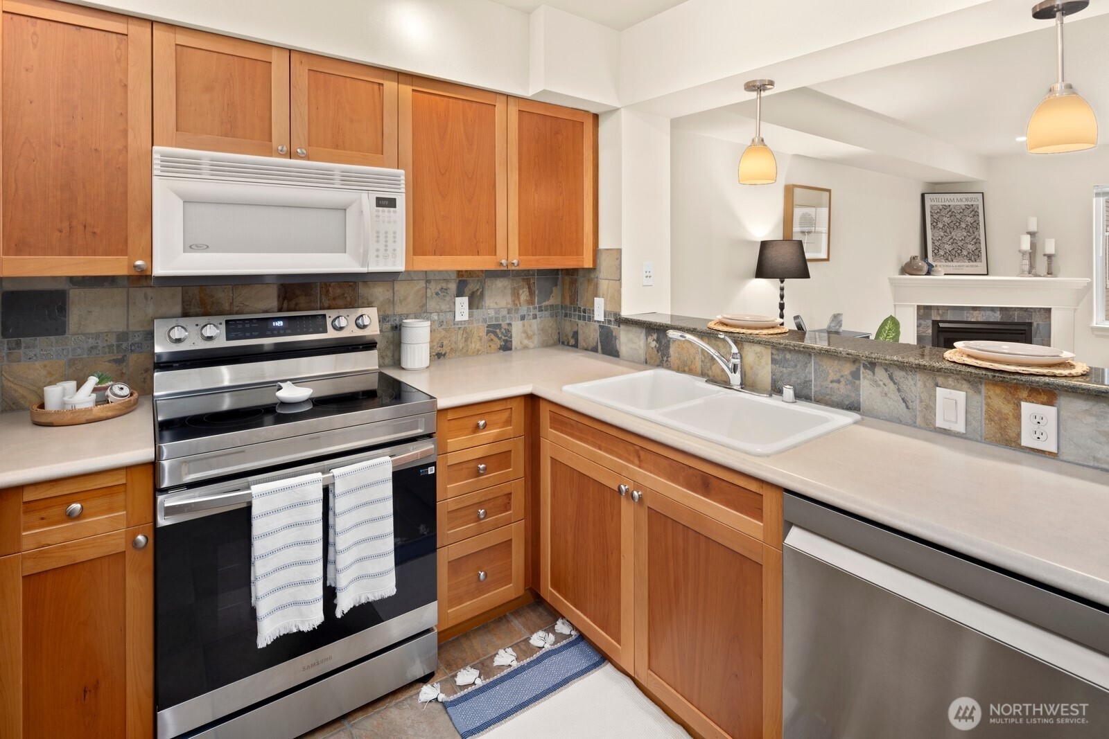 1545 NW 57th Street #422, Seattle, WA 98107