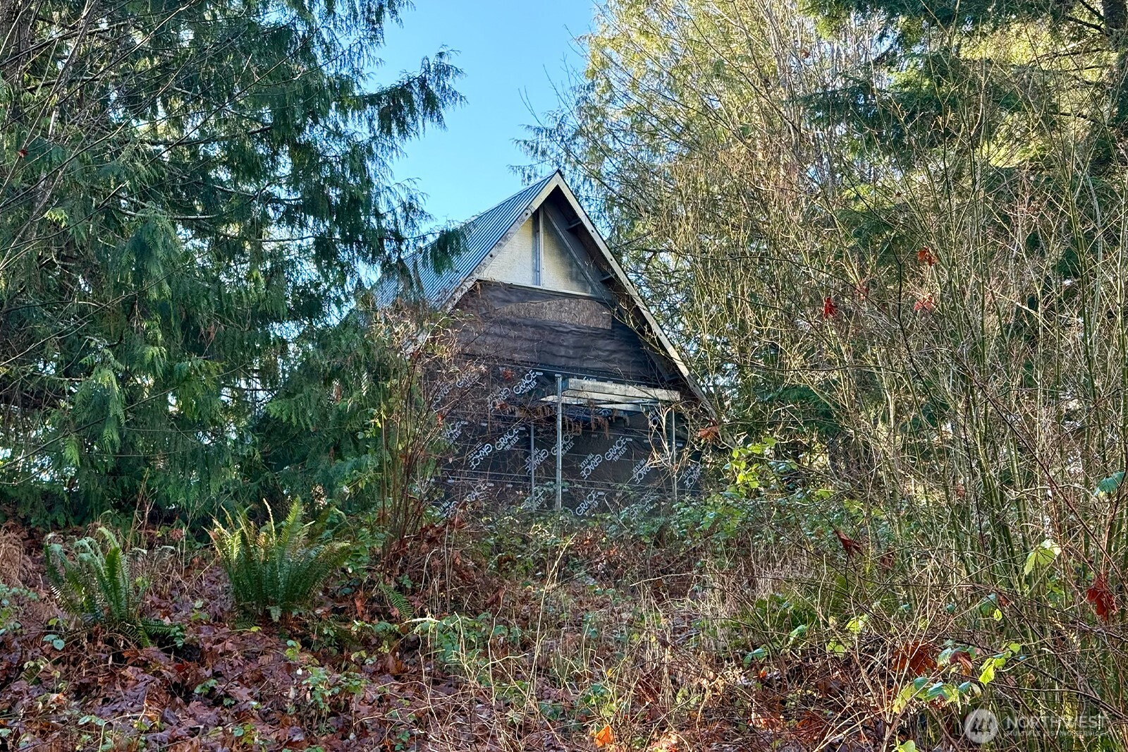 12280 Center Road , Quilcene, WA 98376