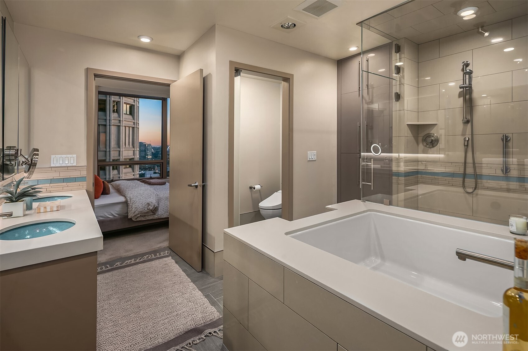 1000 1st Avenue #1901, Seattle, WA 98101