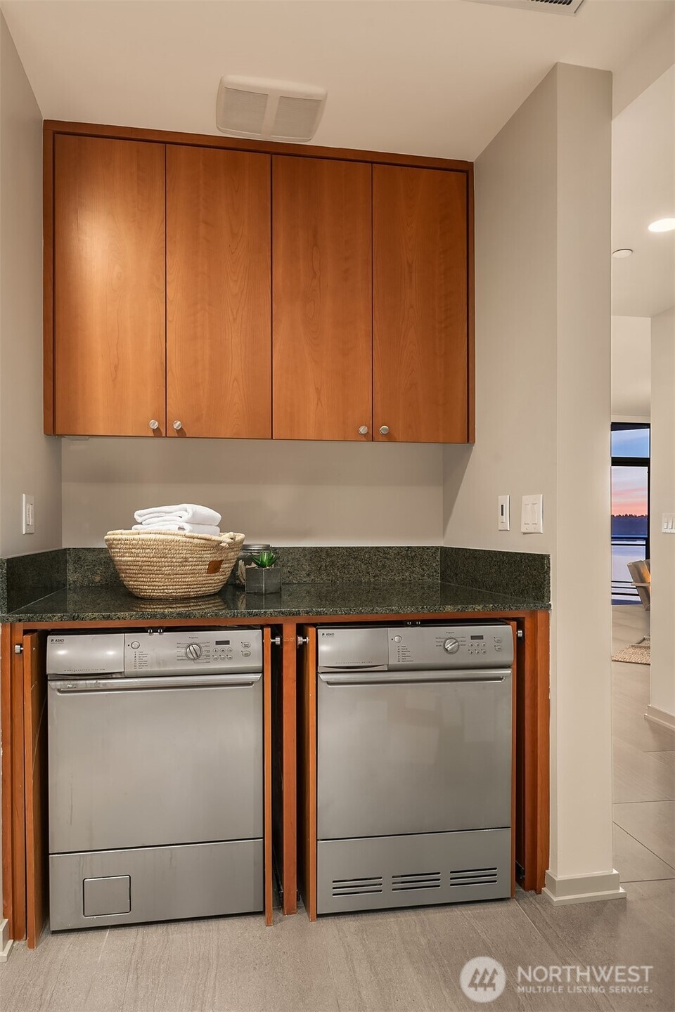 1000 1st Avenue #1901, Seattle, WA 98101