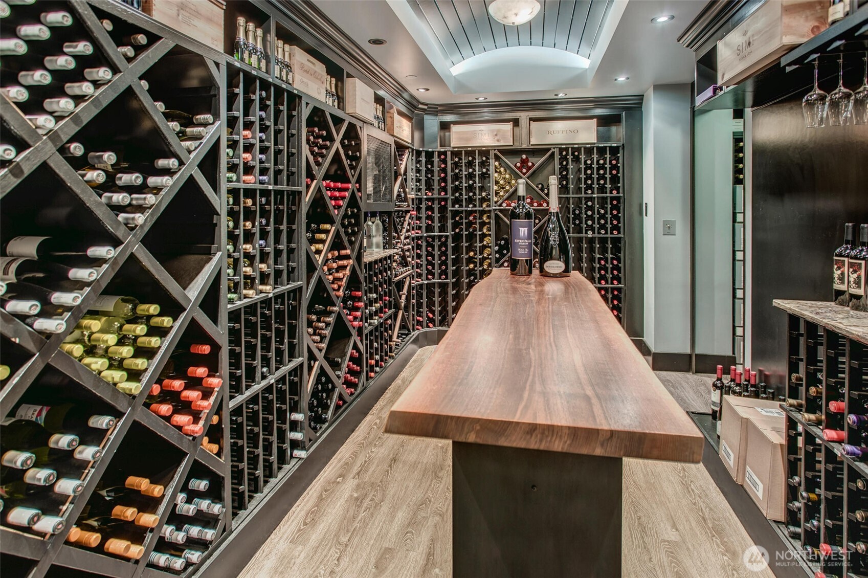 1000 1st Avenue #1901, Seattle, WA 98101