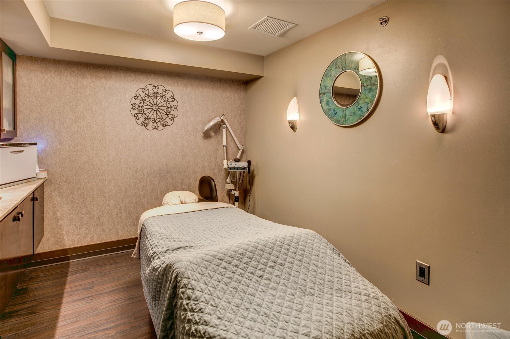 1000 1st Avenue #1901, Seattle, WA 98101