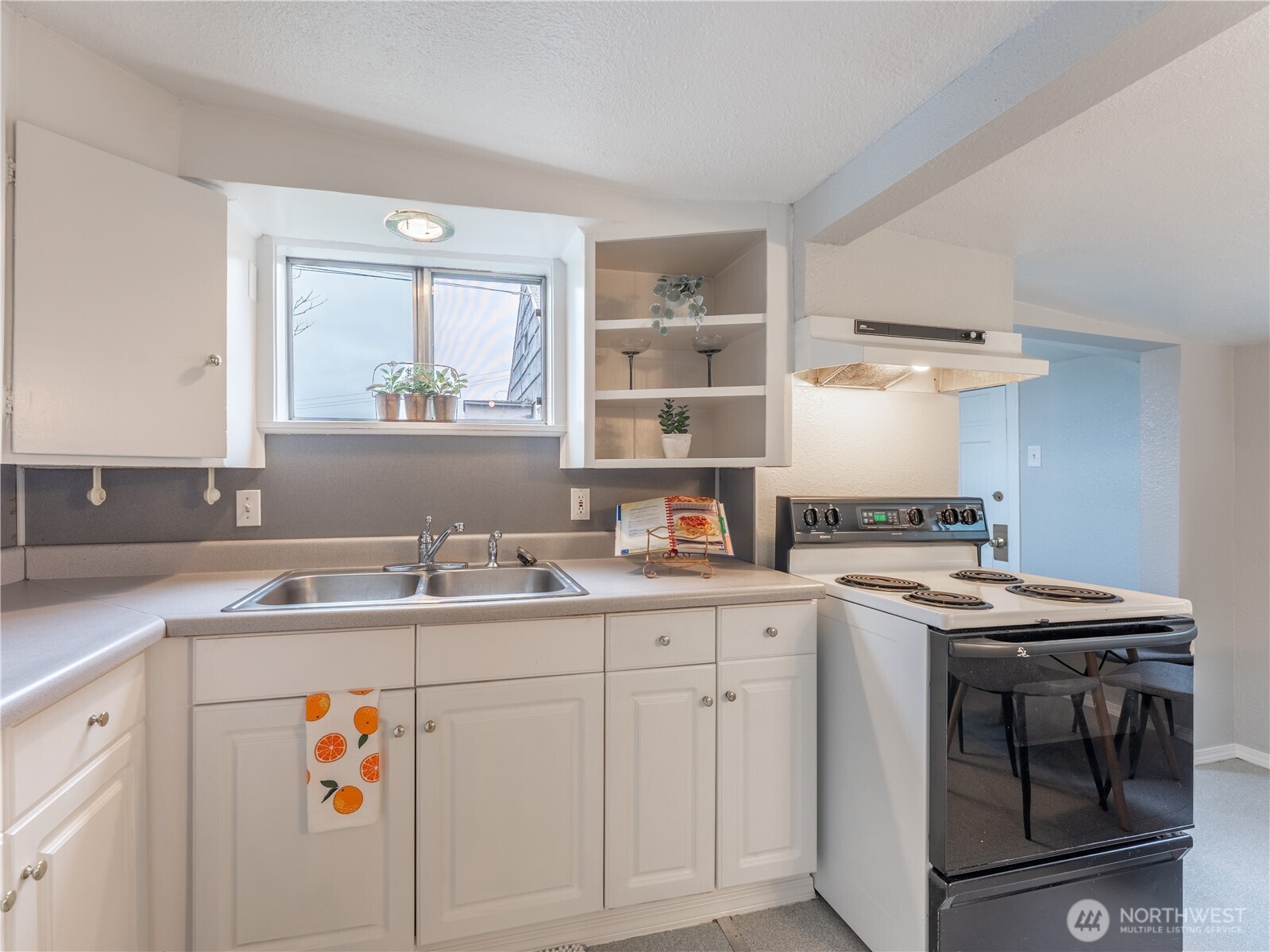 616 S Chelan Avenue , Wenatchee, WA 98801