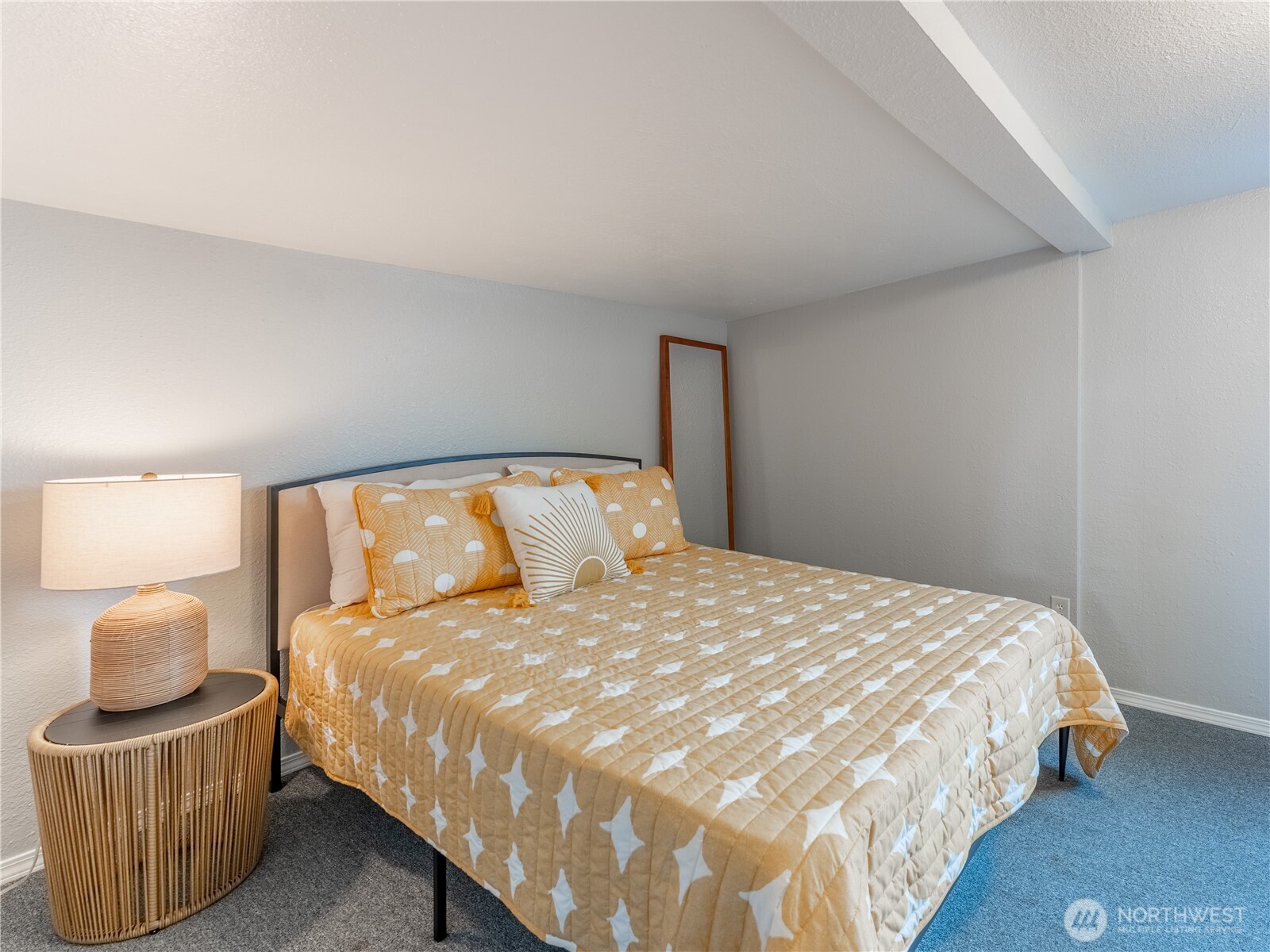 616 S Chelan Avenue , Wenatchee, WA 98801