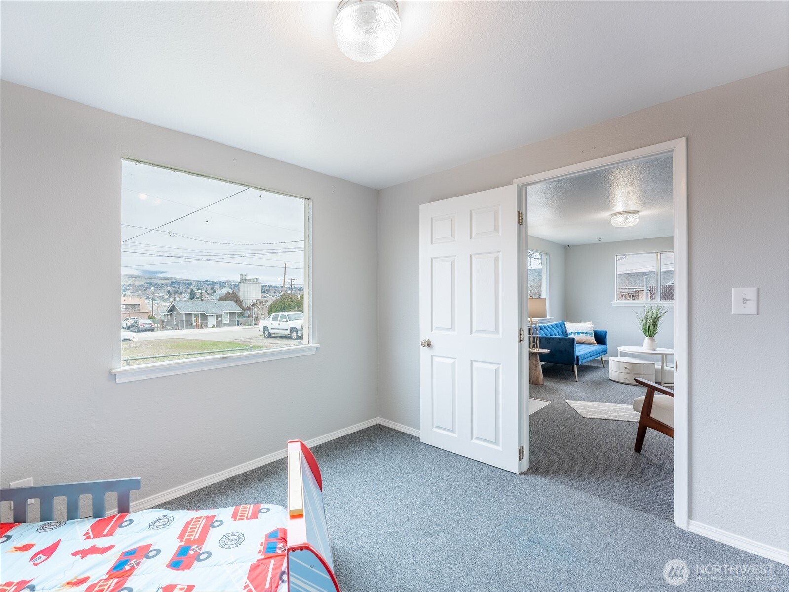 616 S Chelan Avenue , Wenatchee, WA 98801