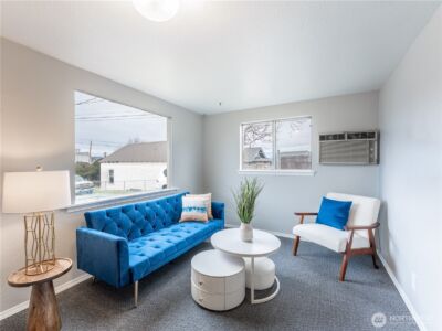616 S Chelan Avenue , Wenatchee, WA 98801 - Photo 3