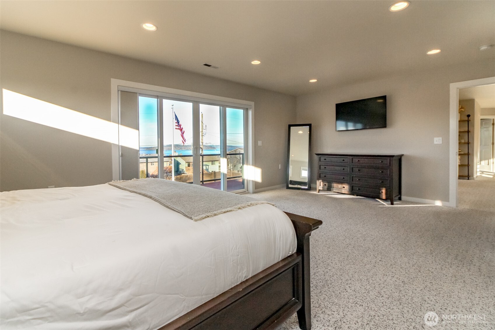 5321 N 48th St , Tacoma, WA 98407