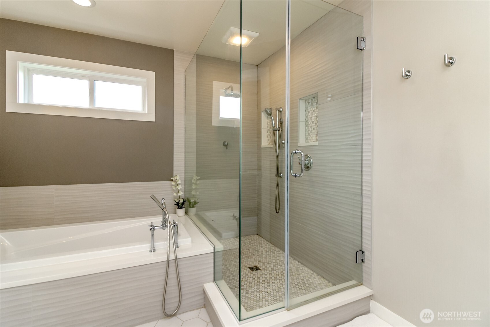 5321 N 48th St , Tacoma, WA 98407