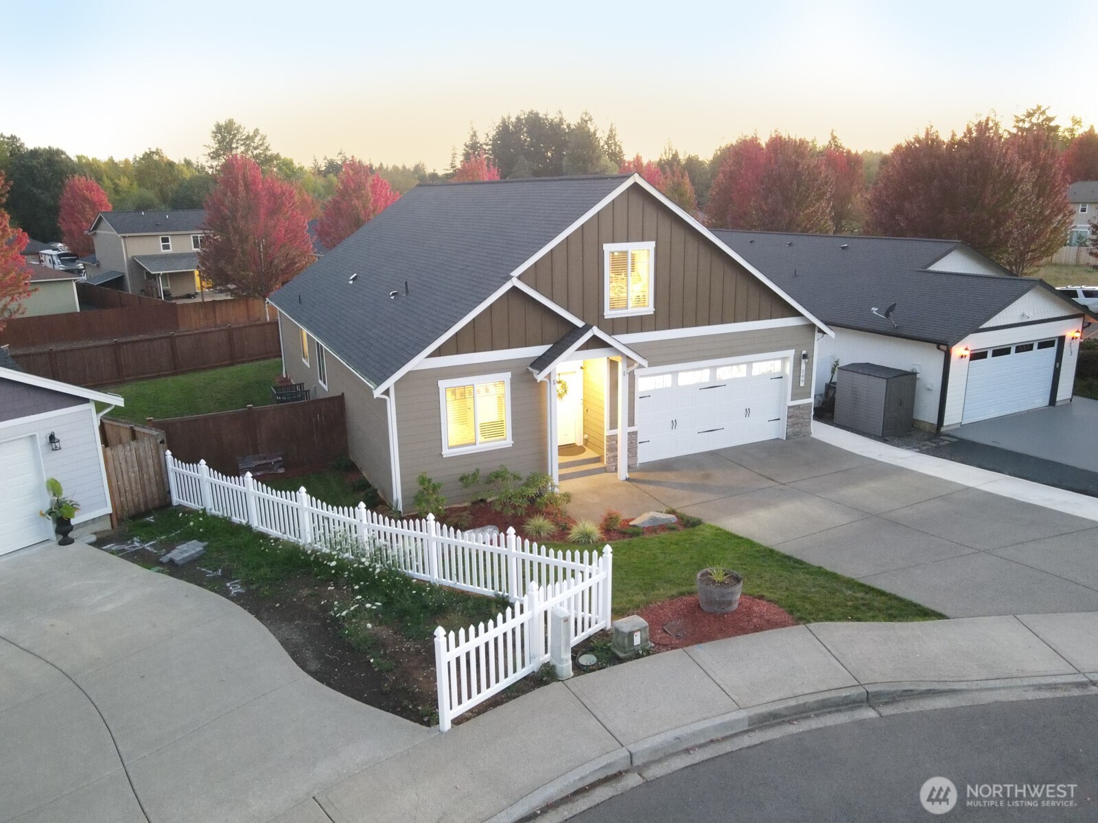 209 Fenway Court , Napavine, WA 98532