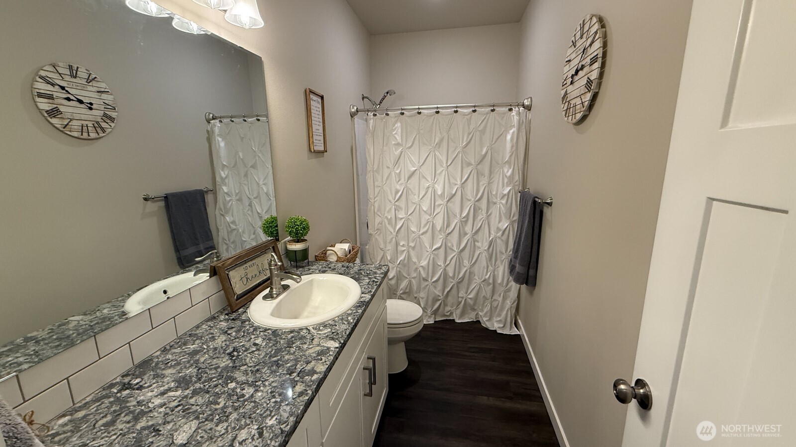 209 Fenway Court , Napavine, WA 98532