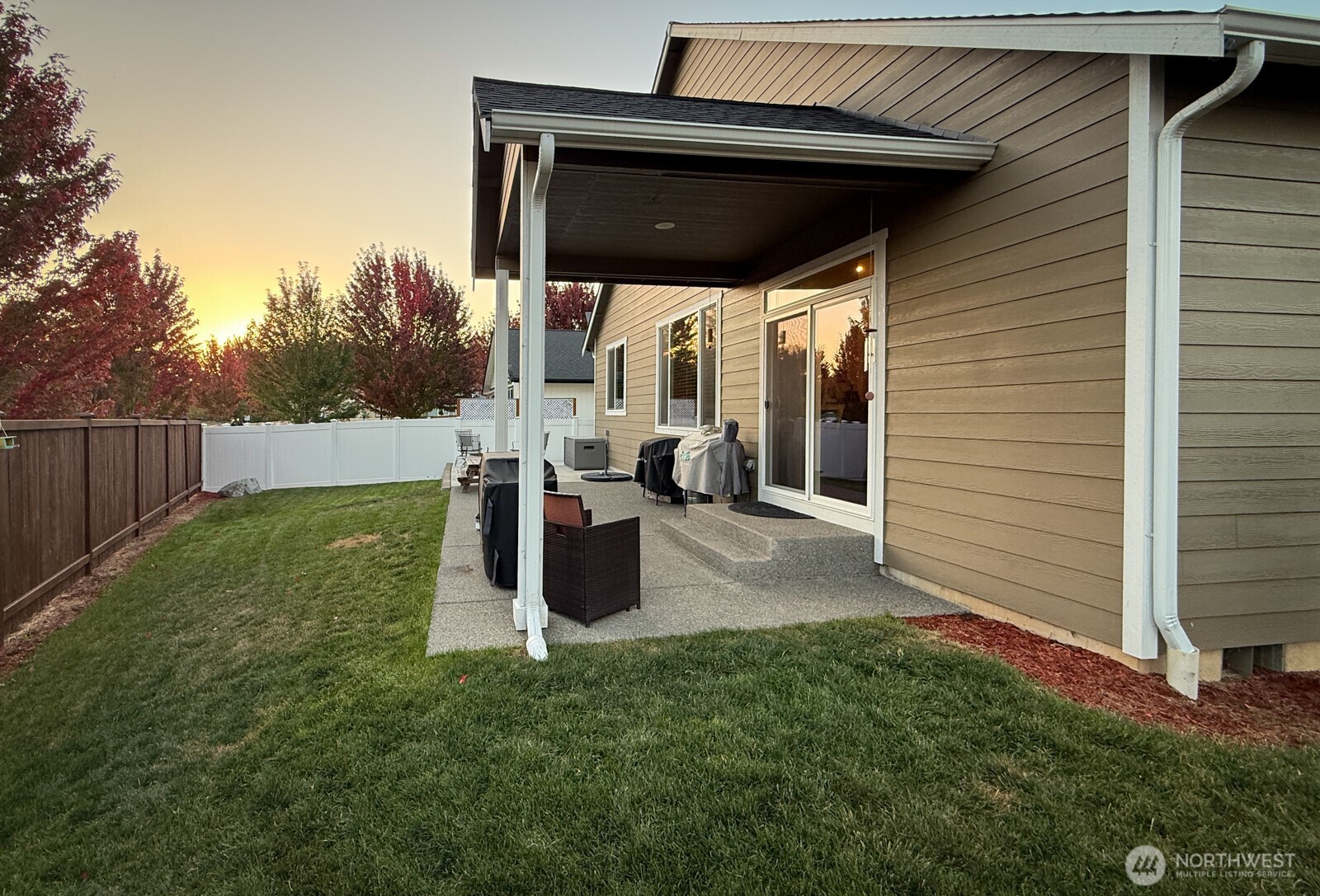 209 Fenway Court , Napavine, WA 98532