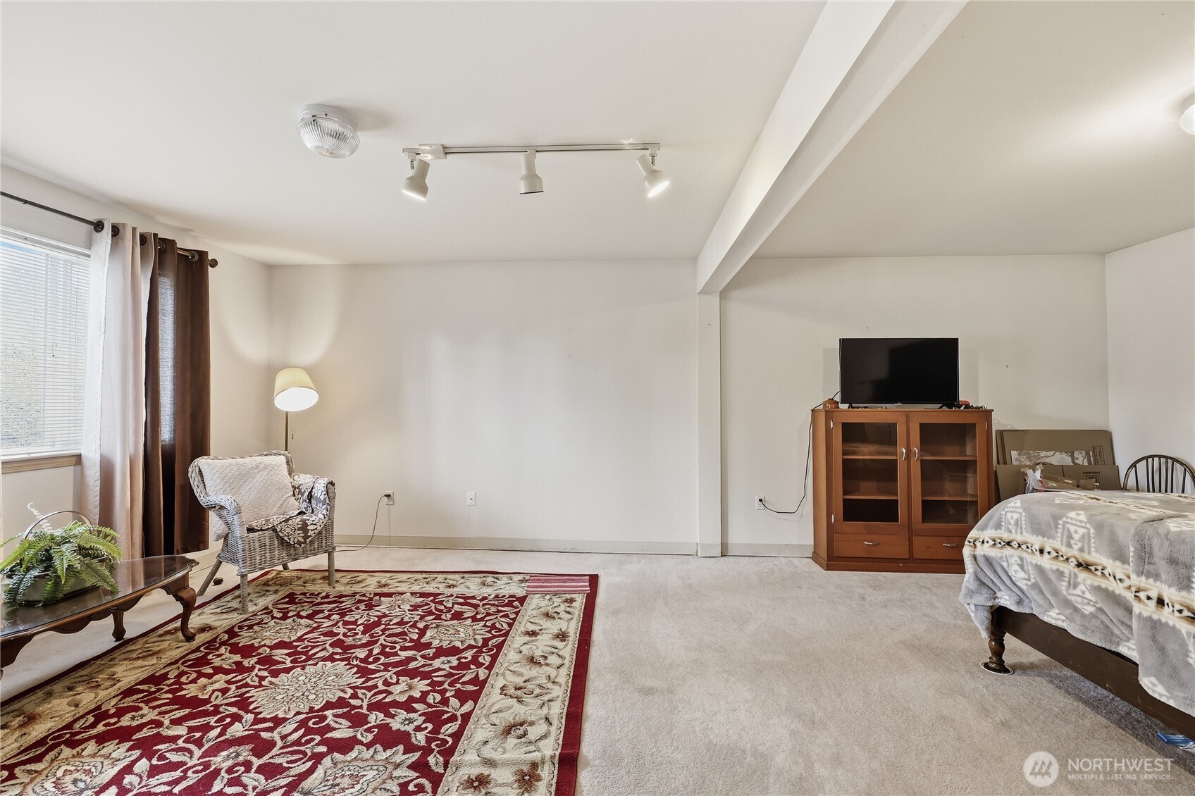 21028 Virginia Avenue NE, Kingston, WA 98346