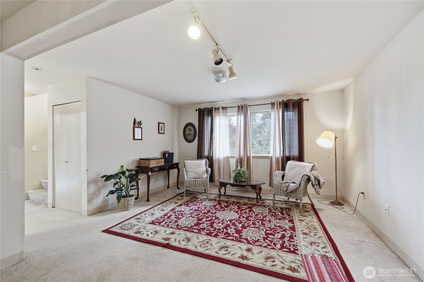 21028 Virginia Avenue NE, Kingston, WA 98346