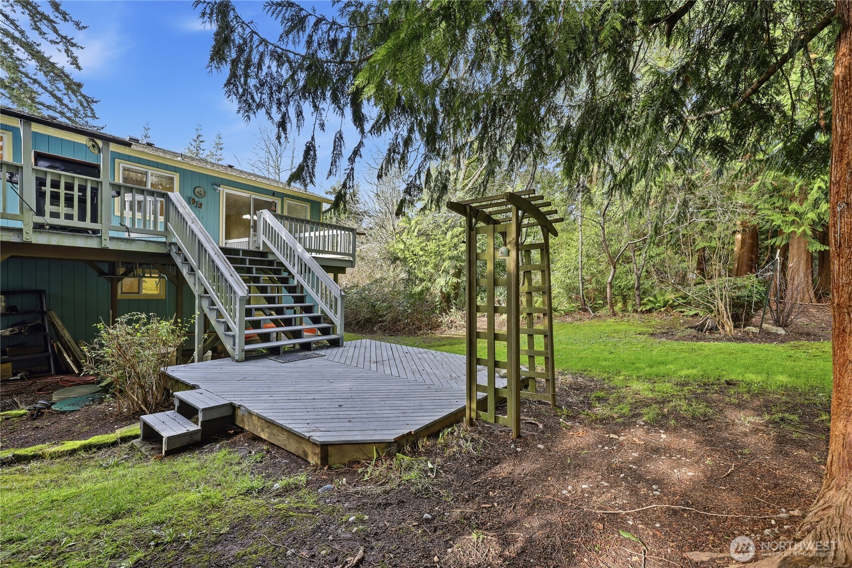 21028 Virginia Avenue NE, Kingston, WA 98346