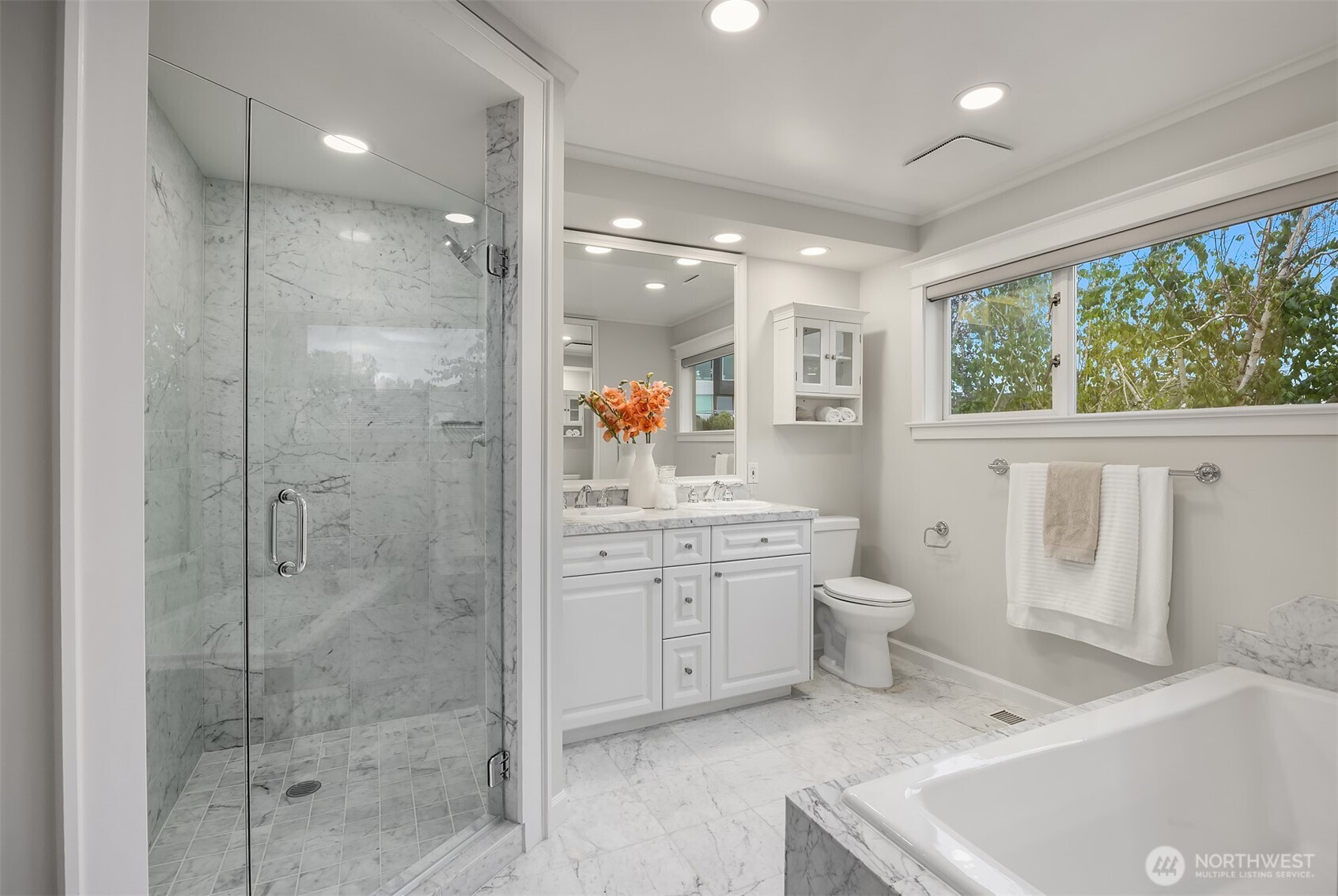 525 W Prospect Street #A, Seattle, WA 98119