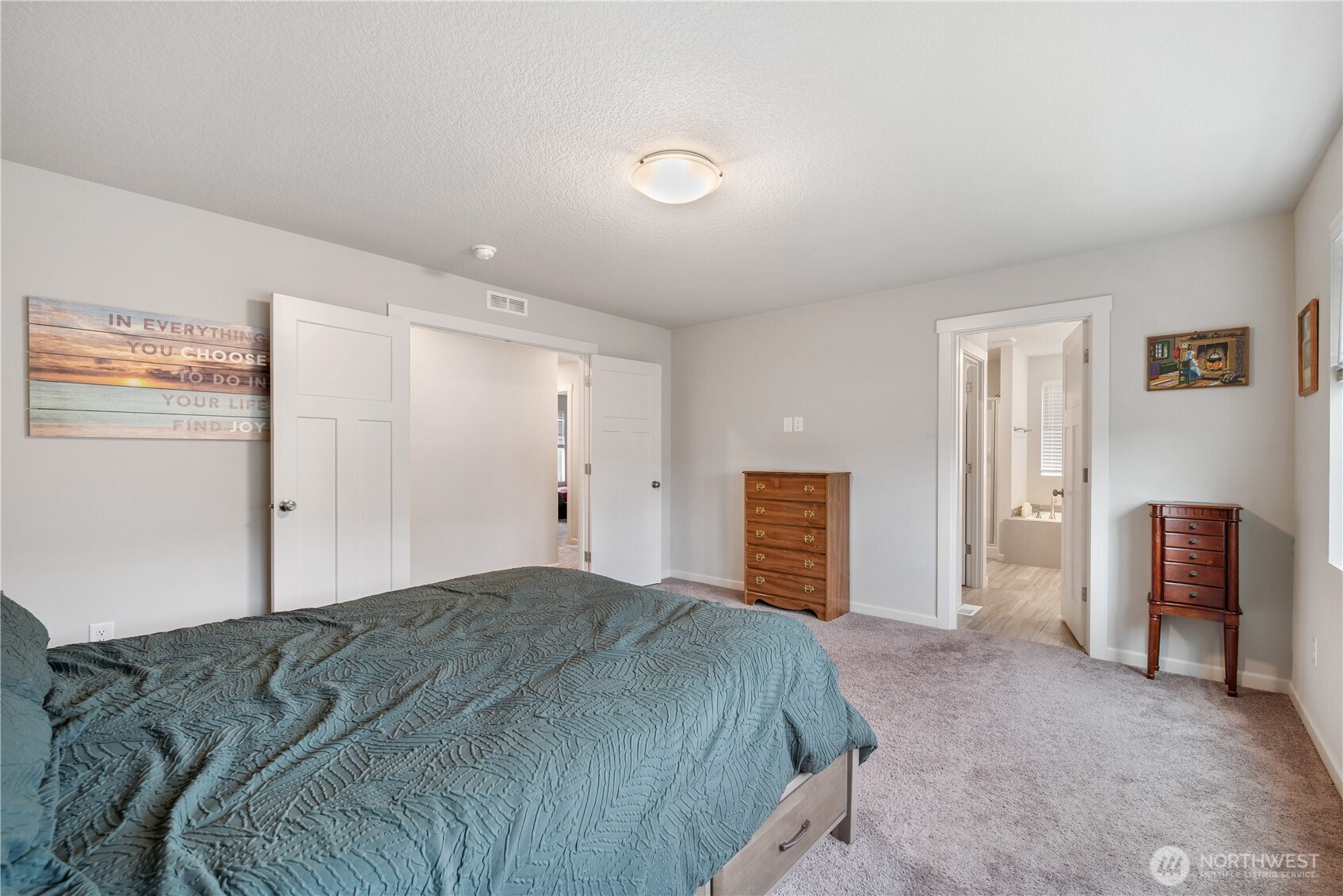 2021 Branch Creek Drive , Longview, WA 98632