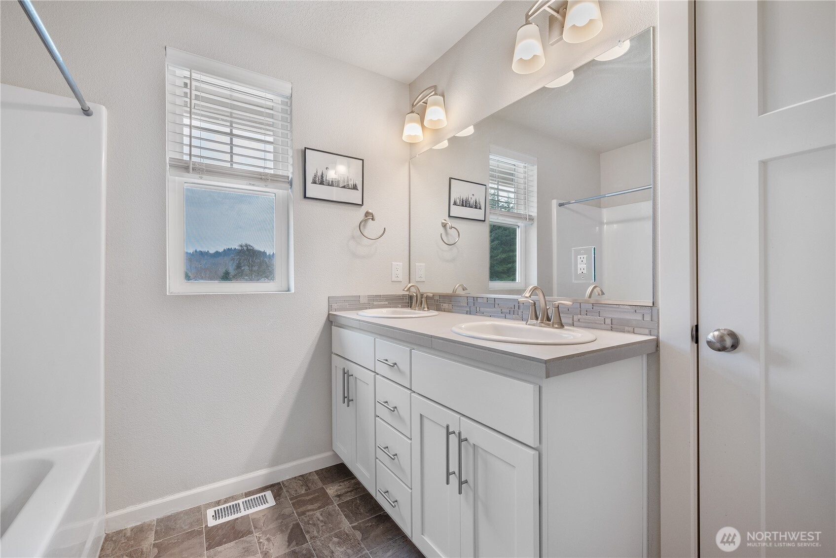 2021 Branch Creek Drive , Longview, WA 98632