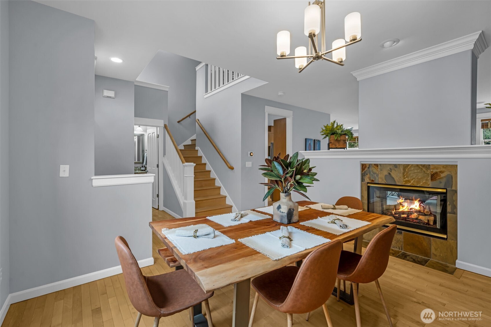 6441 SE Cougar Mountain Way , Bellevue, WA 98006