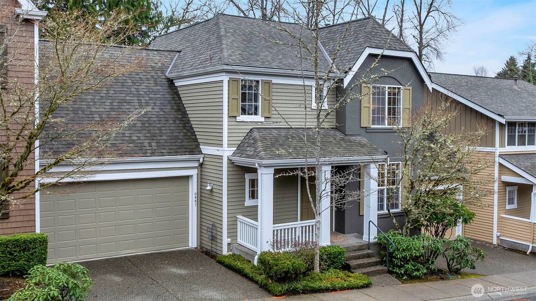 6441 SE Cougar Mountain Way , Bellevue, WA 98006