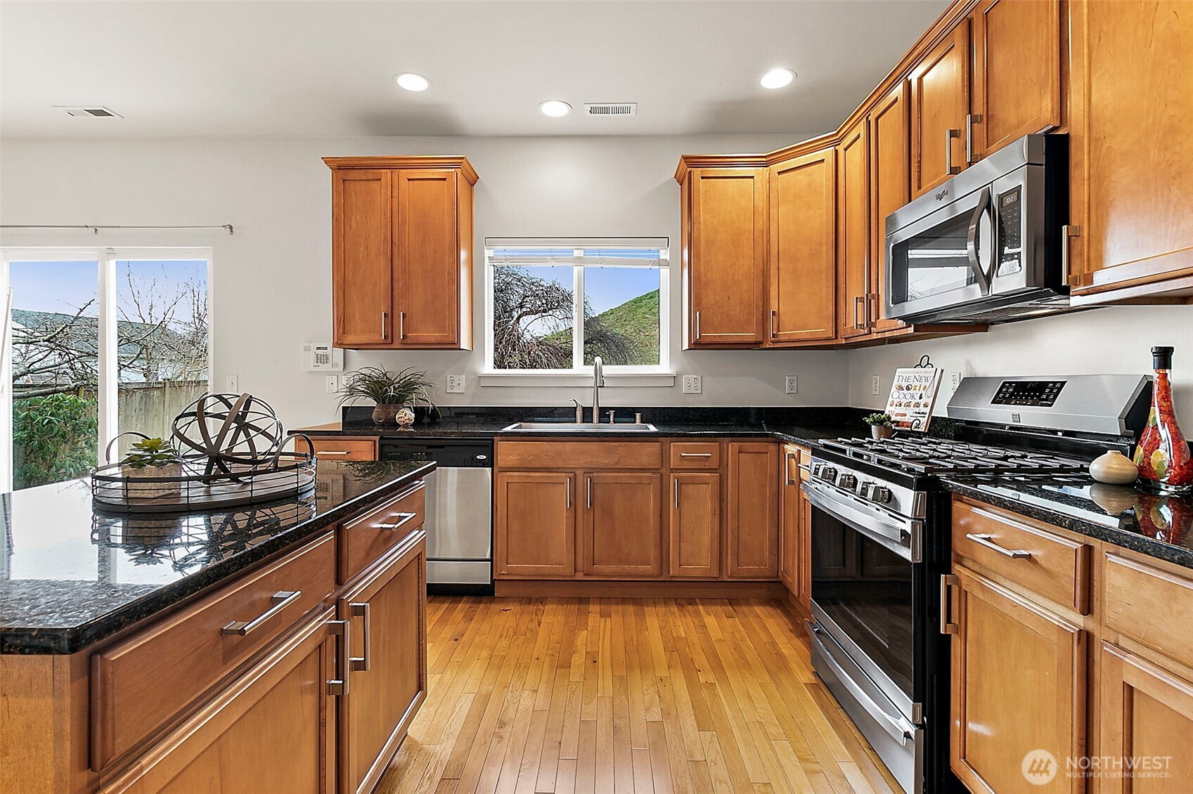 27729 257th Avenue SE, Maple Valley, WA 98038