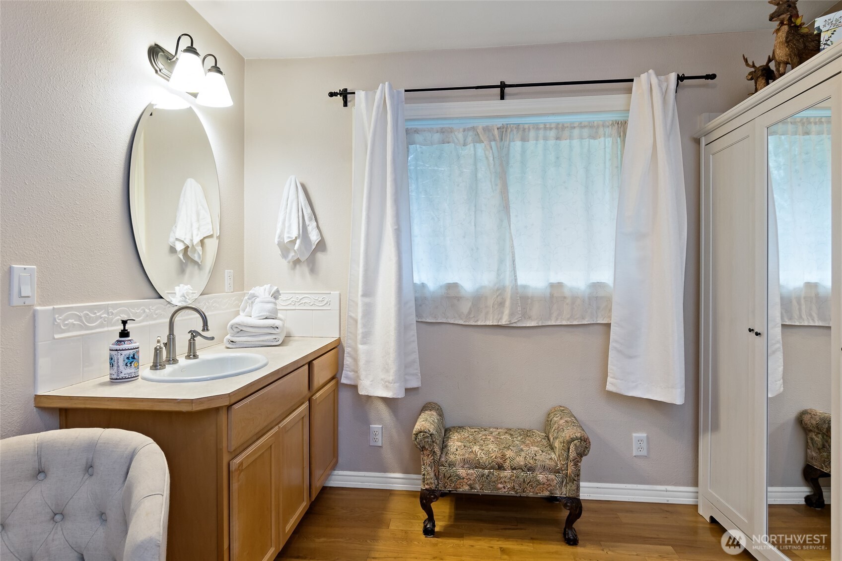 70 N Harrison Avenue , Hoodsport, WA 98548-9470