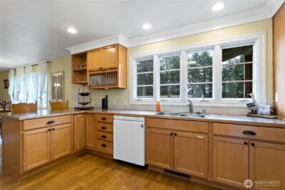 70 N Harrison Avenue , Hoodsport, WA 98548-9470 - Photo 22