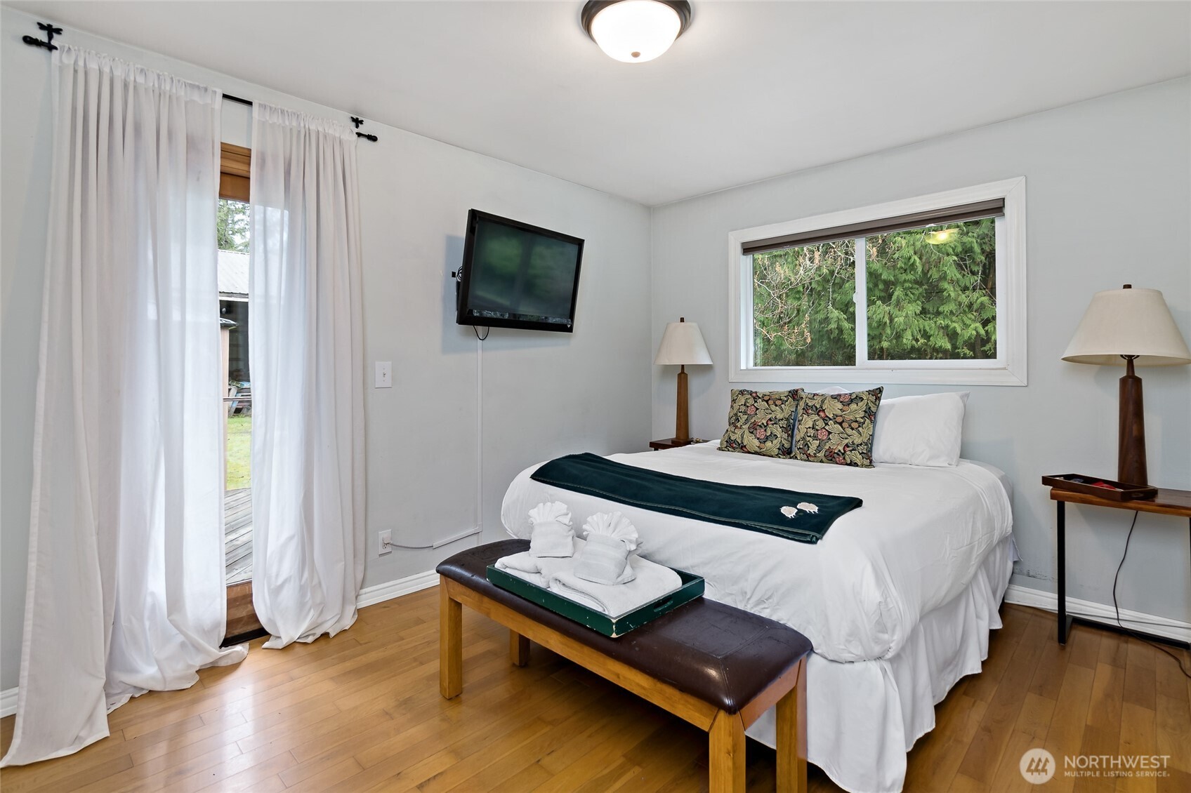 70 N Harrison Avenue , Hoodsport, WA 98548-9470