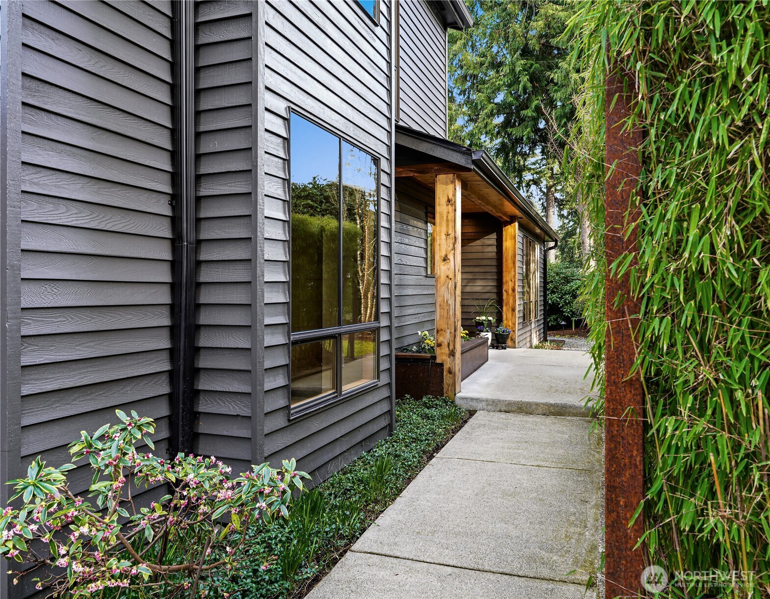 2234 108th Avenue SE, Bellevue, WA 98004