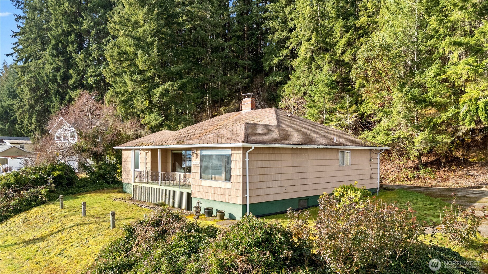 4710 NE North Shore Road , Belfair, WA 98528