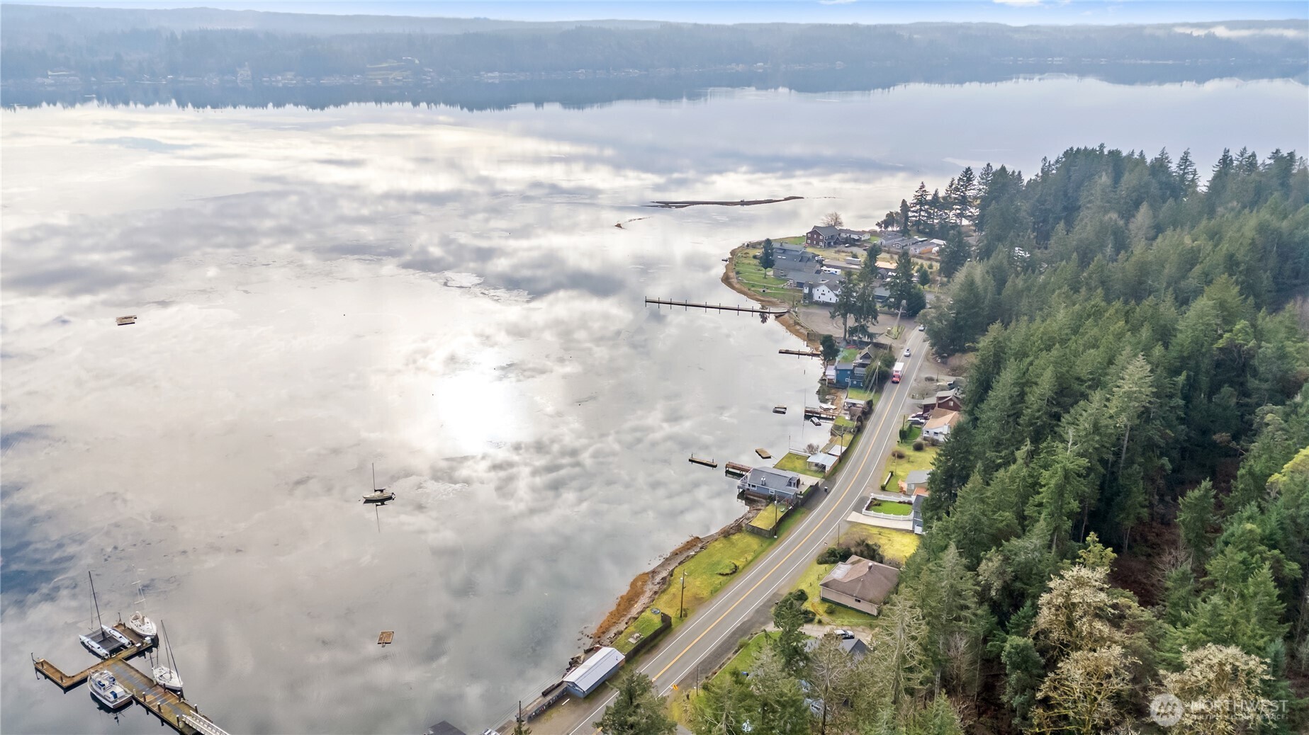 4710 NE North Shore Road , Belfair, WA 98528