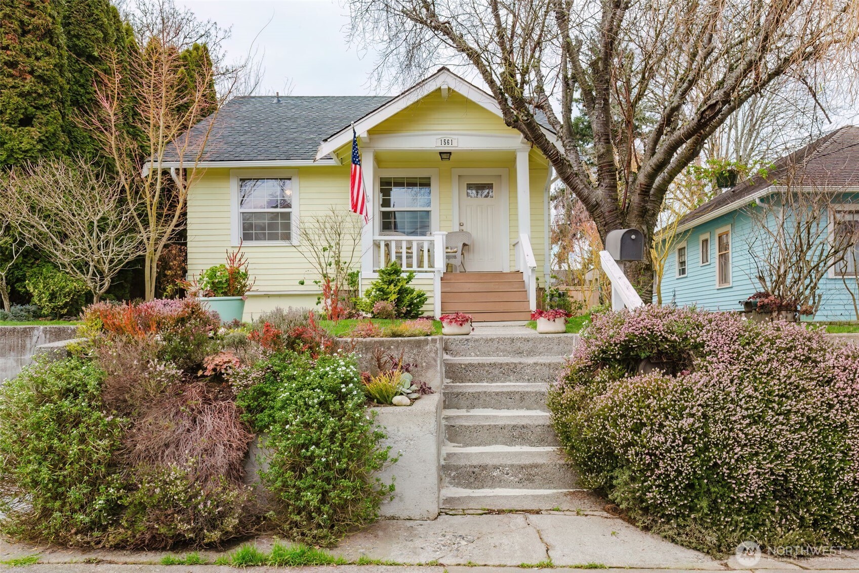 1561 High Avenue , Bremerton, WA 98337