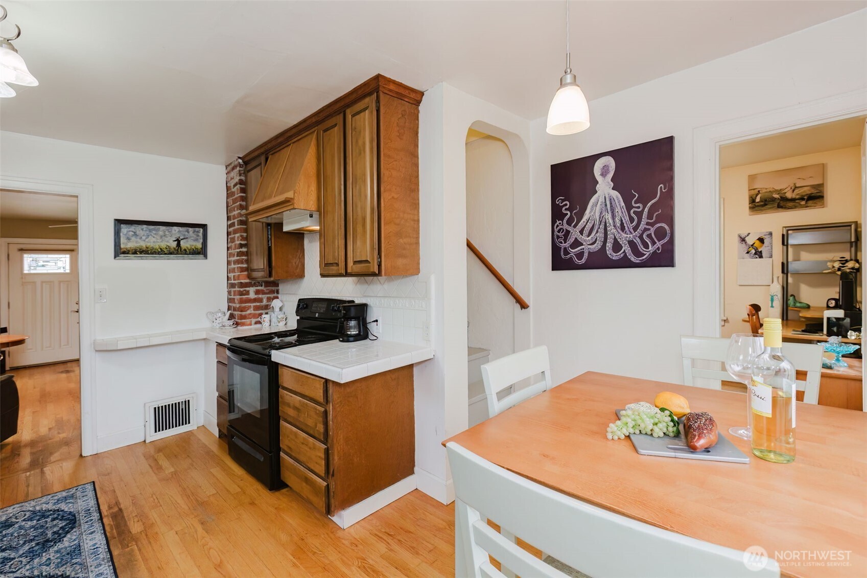 1561 High Avenue , Bremerton, WA 98337