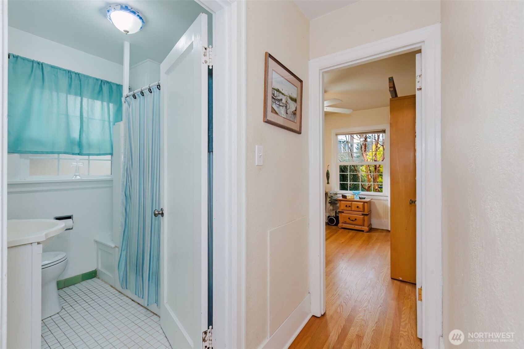 1561 High Avenue , Bremerton, WA 98337