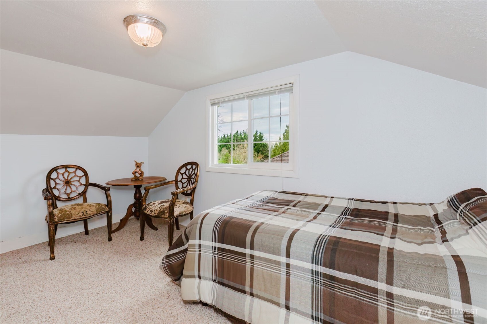 1561 High Avenue , Bremerton, WA 98337