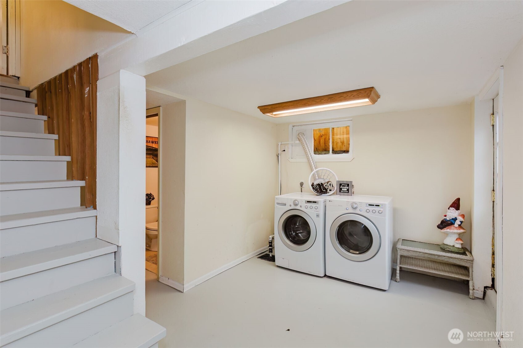 1561 High Avenue , Bremerton, WA 98337