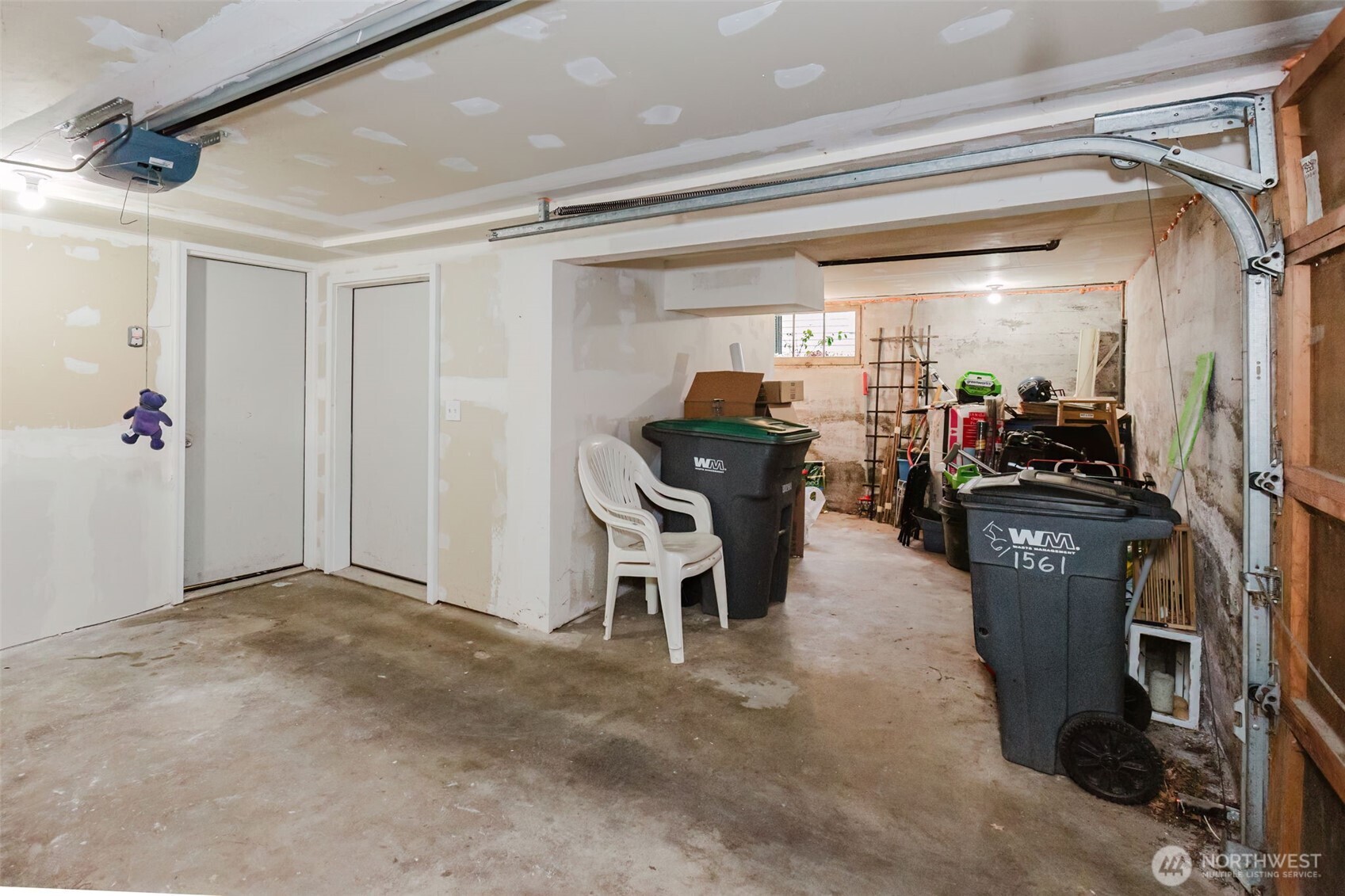 1561 High Avenue , Bremerton, WA 98337